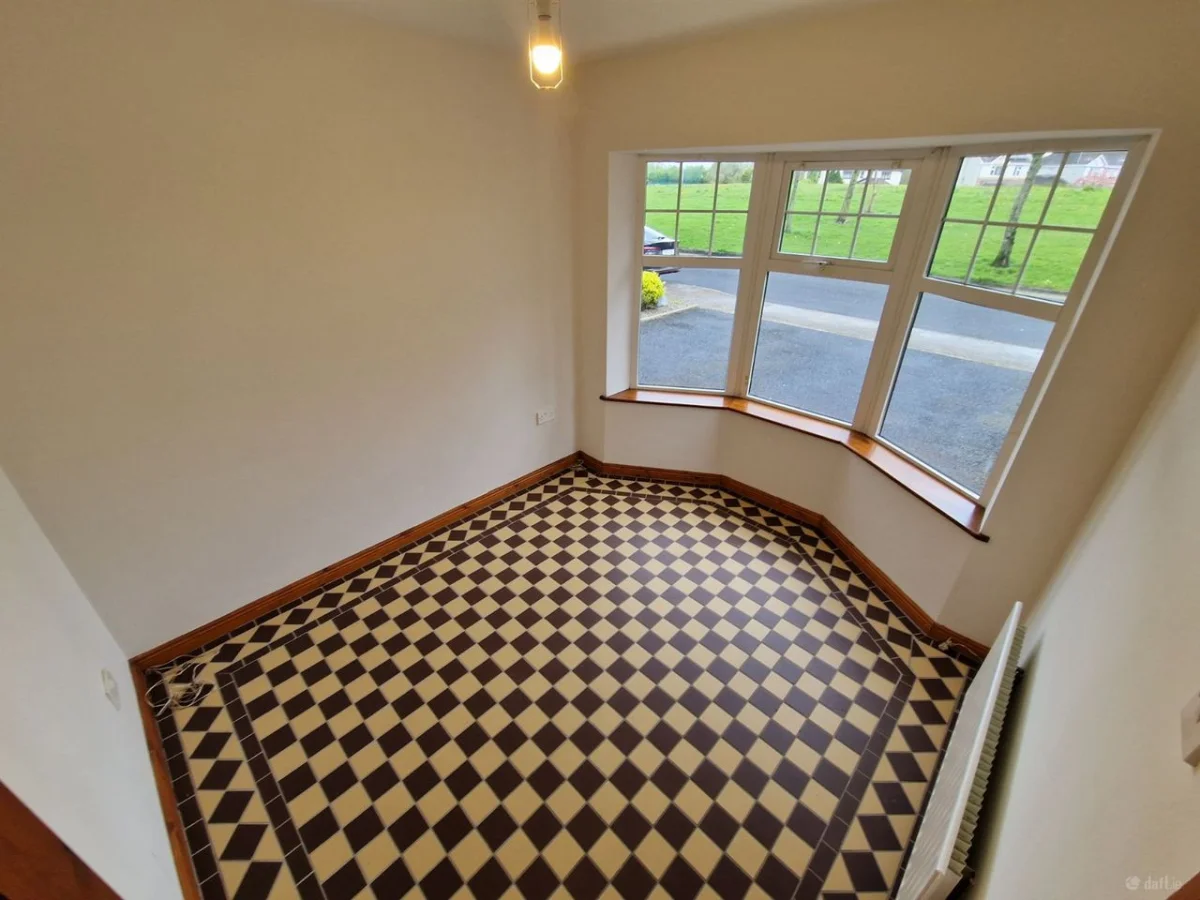 39 Greenview Close, Glencairin, Dooradoyle, Co. Limerick - Image 5
