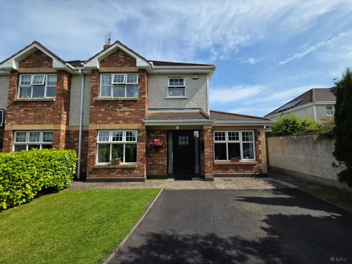 8 Cherry Drive, Glencairin, Dooradoyle, Co. Limerick